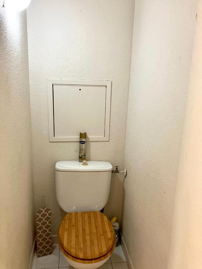 Appartement 2 Pieces En Etage Eleve, Centre-Ville Au Calme, Petite Vue Mer Nisa Exterior foto